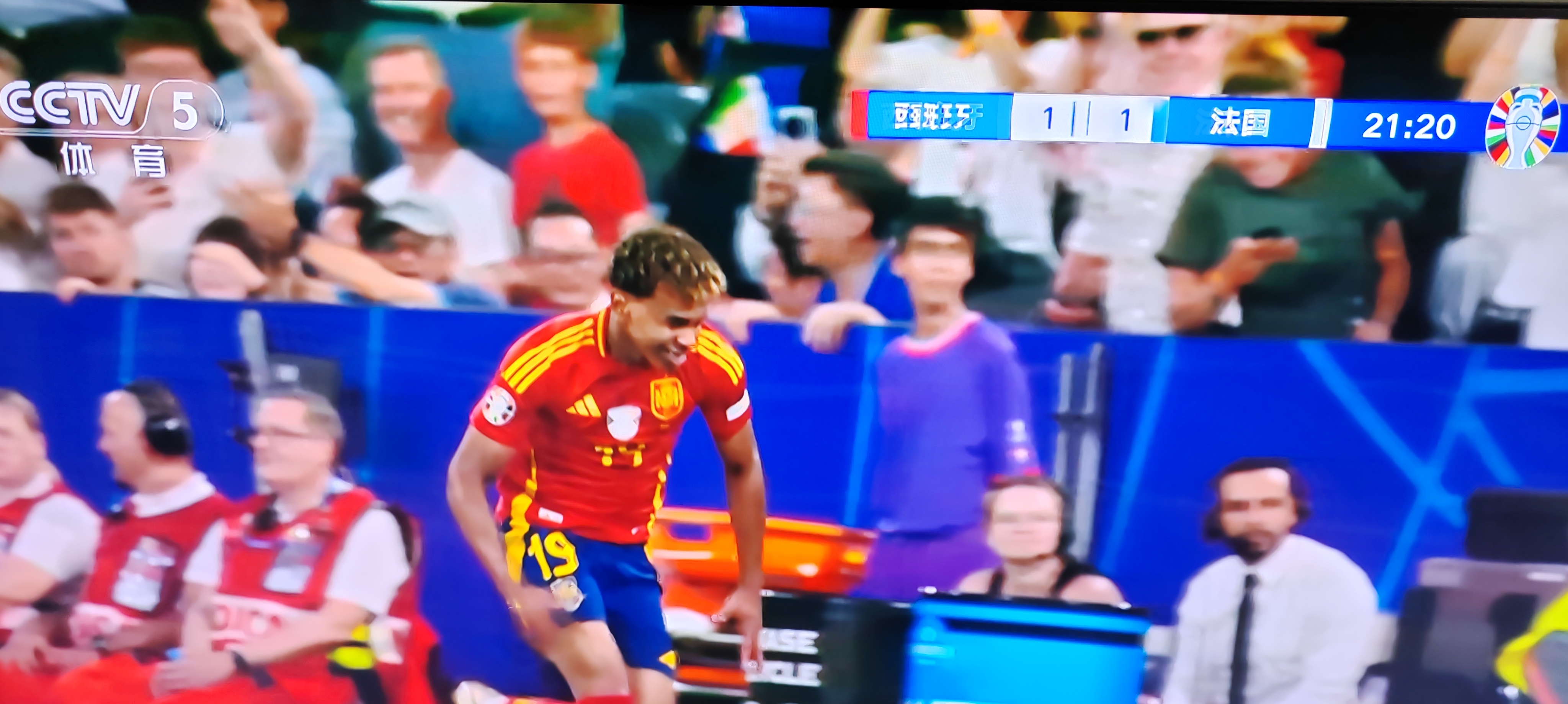 西班牙队准备迎战欧洲杯预选赛,士气高涨的简单介绍 西班牙队准备迎战欧洲杯预选赛,士气高涨的简单介绍