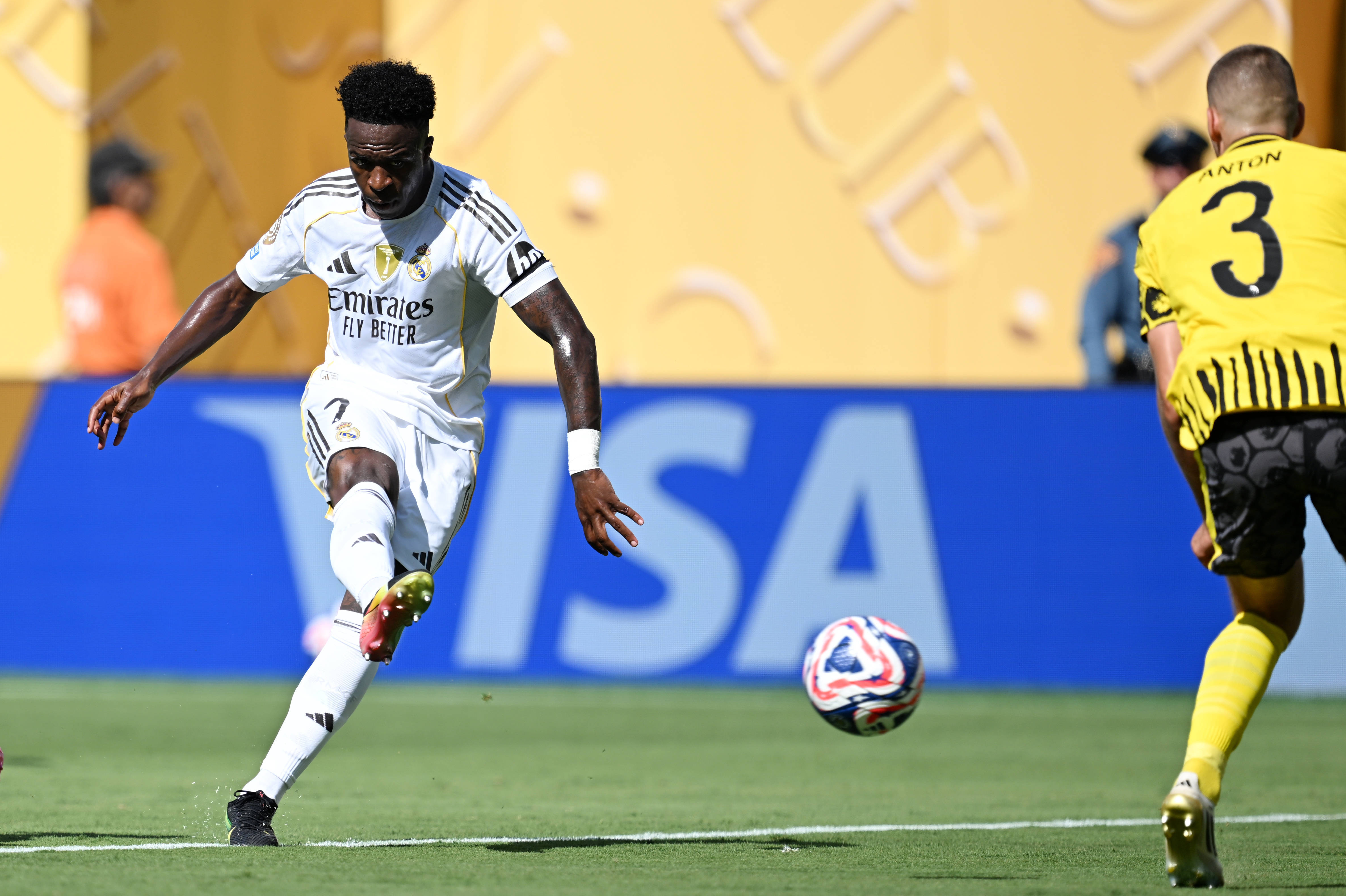 开云体育平台APP-马里奥绝杀，拉齐奥-战胜多特蒙德晋级！