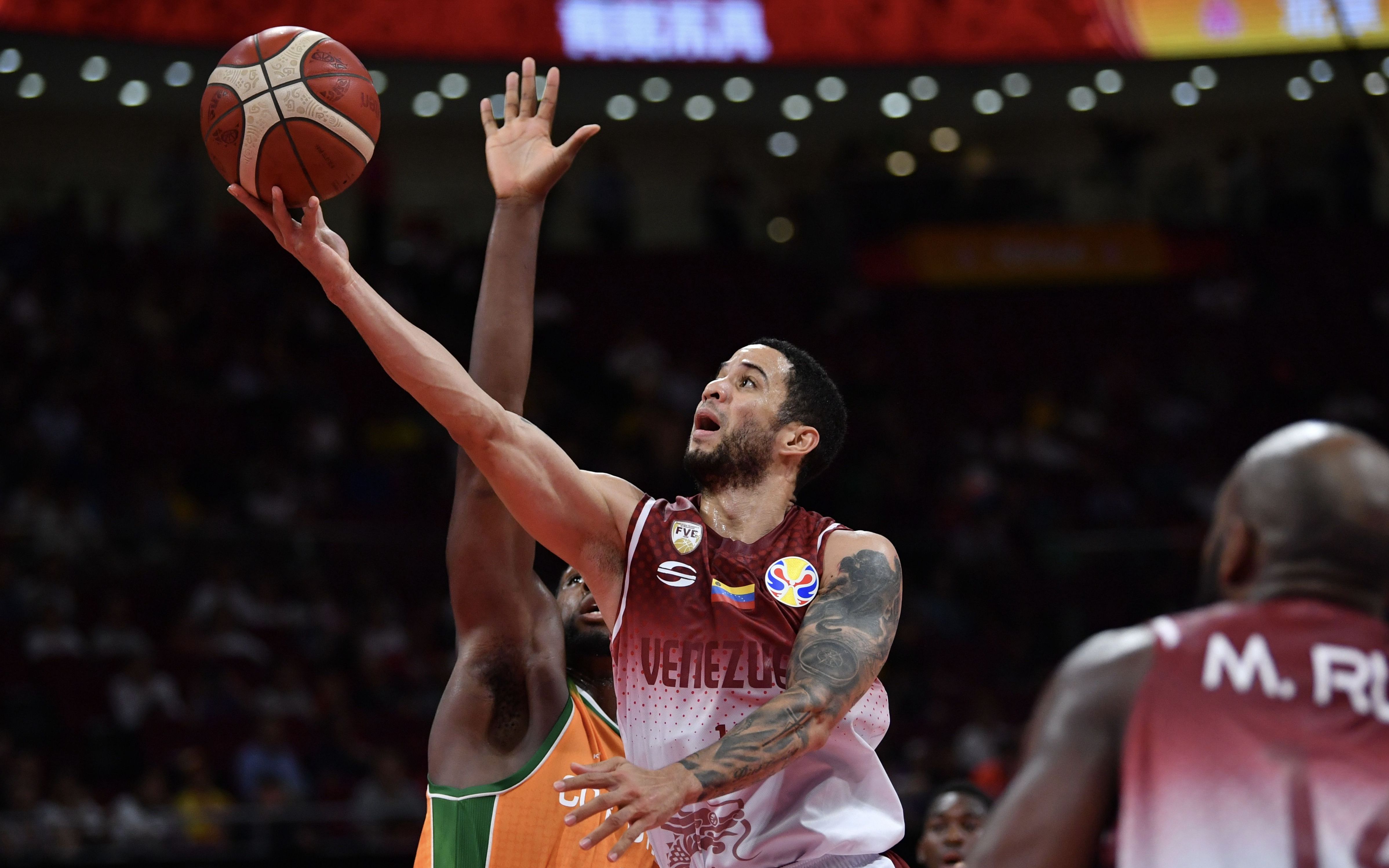 委内瑞拉队成功晋级,下一轮再进战阶段 委内瑞拉队成功晋级,下一轮再进战阶段