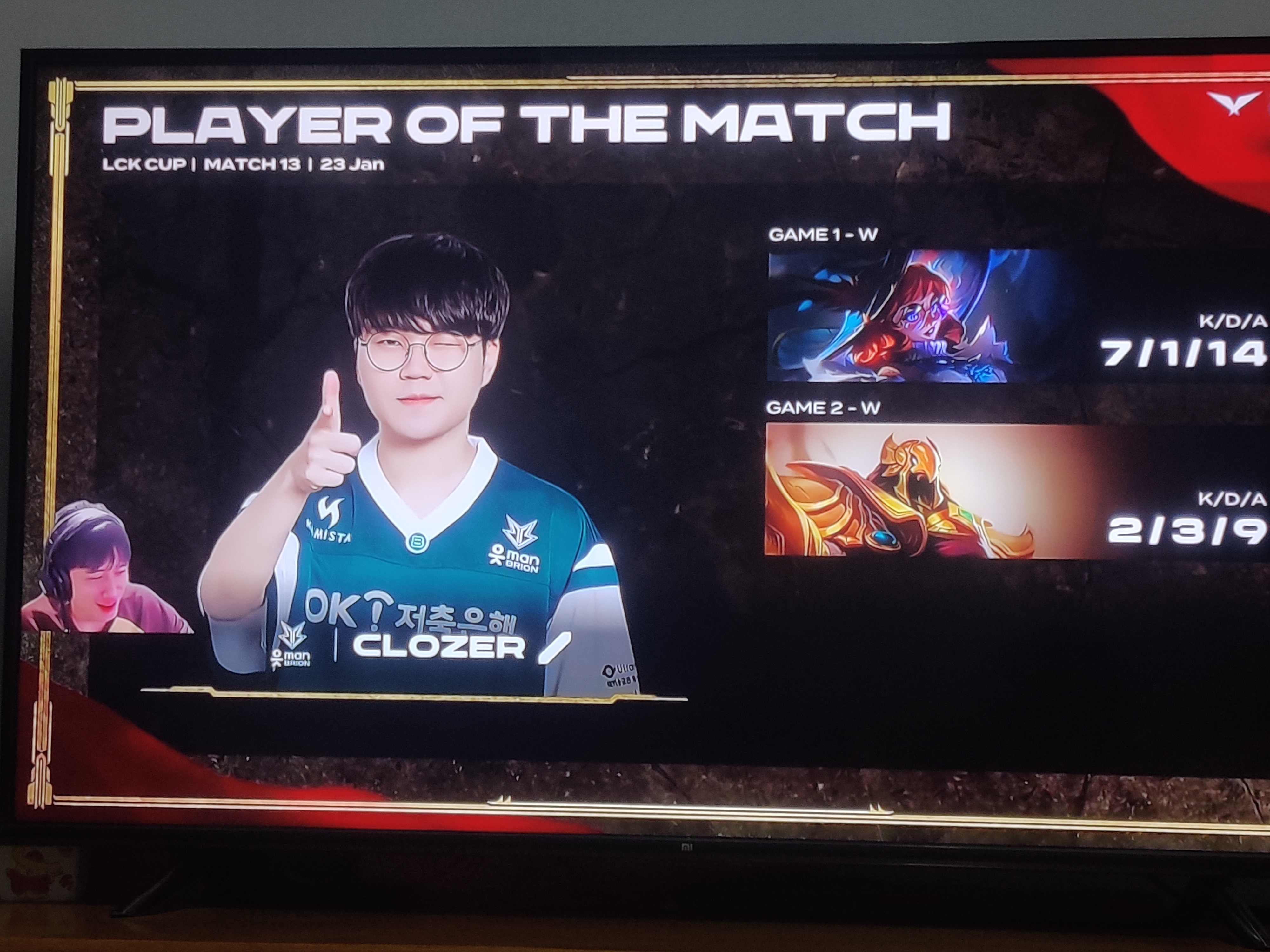 开云体育登录-EG力克MAD，Peanut线上压制力十足激烈交锋2025世界赛，引爆全场热议