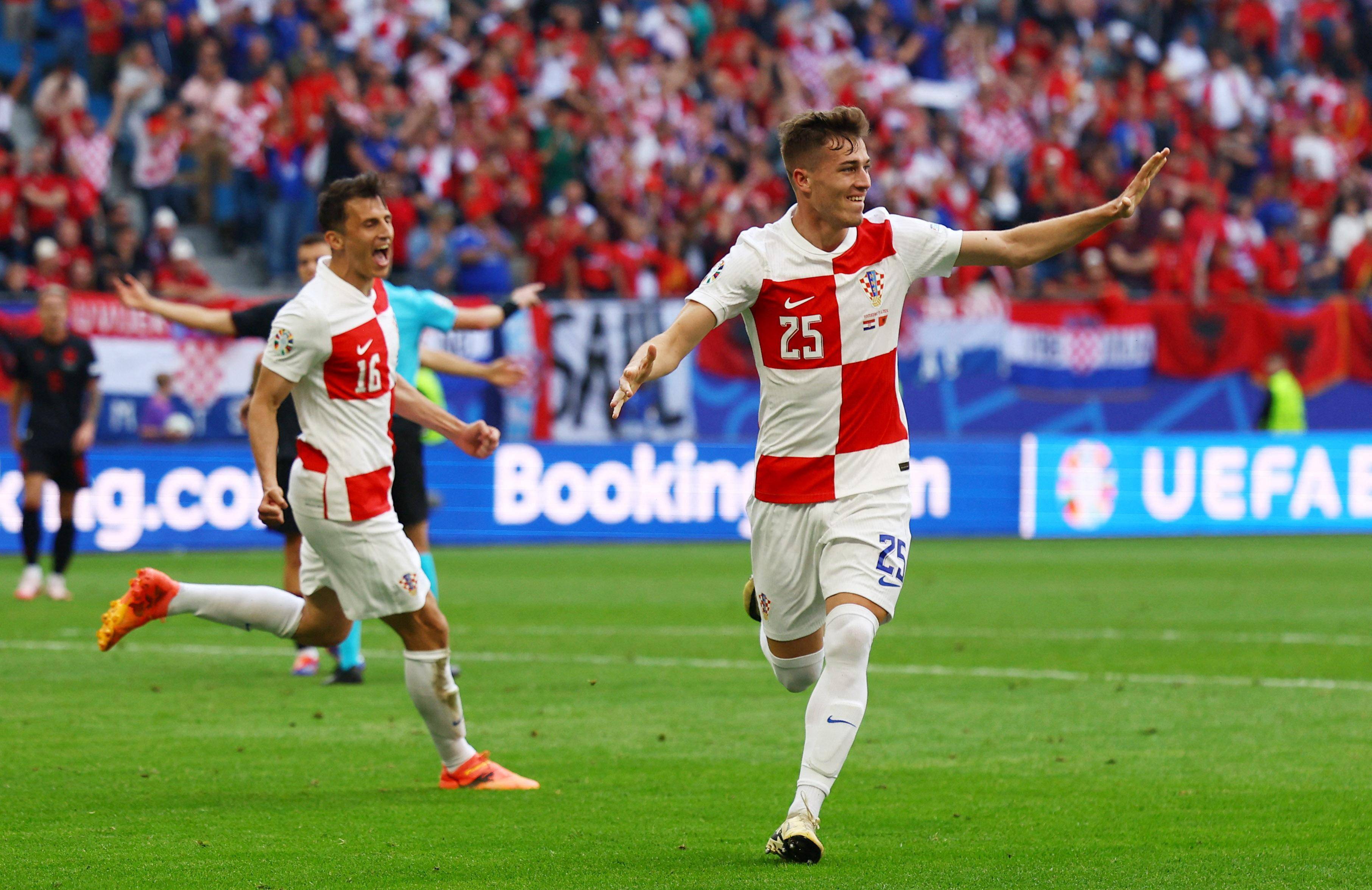 克罗地亚前锋在欧洲联赛中表现出色 克罗地亚前锋在欧洲联赛中表现出色