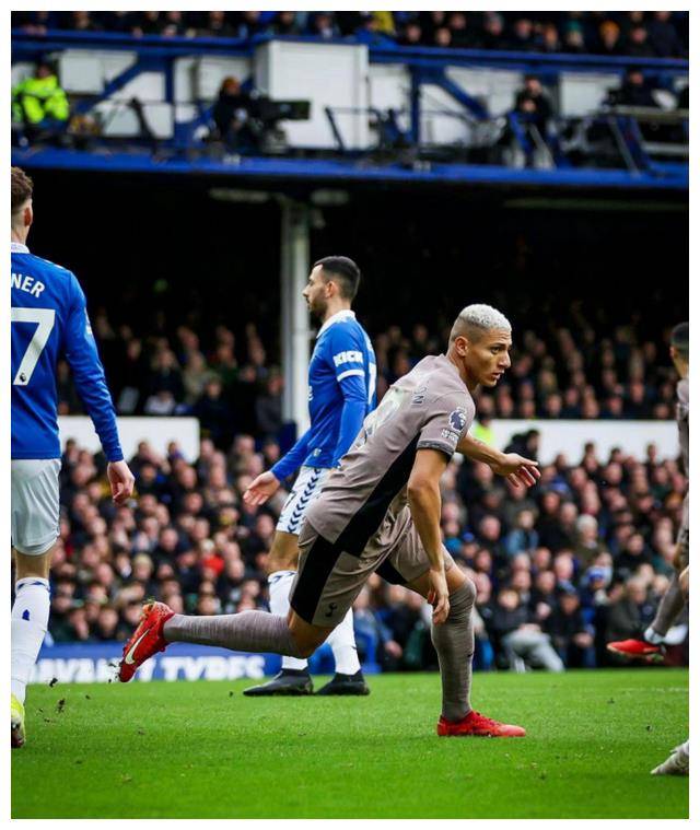 挑战之路!豪门球队力争胜出 挑战之路!豪门球队力争胜出