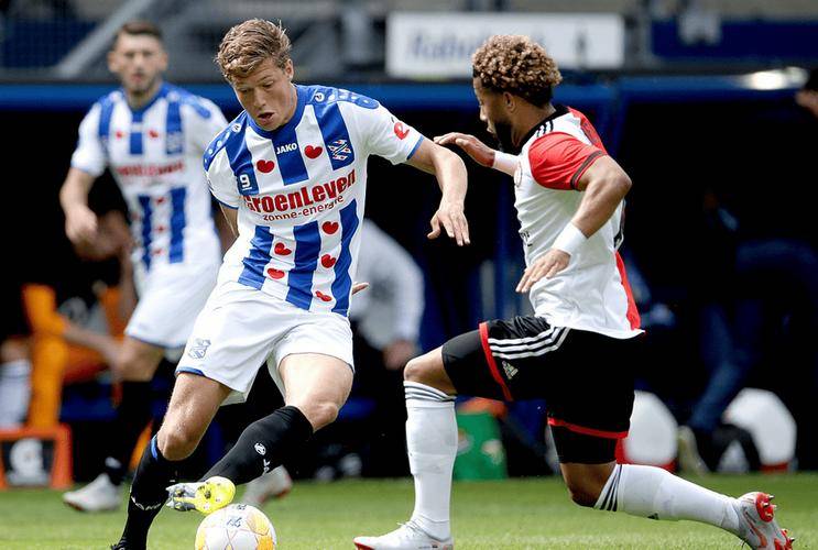 包含荷甲联赛火爆冲刺,阿贾克斯领跑局势再改变!的词条 包含荷甲联赛火爆冲刺,阿贾克斯领跑局势再改变!的词条