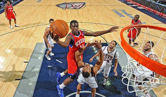 鹈鹕翻盘灰熊,霍勒迪惊艳四座 鹈鹕翻盘灰熊,霍勒迪惊艳四座