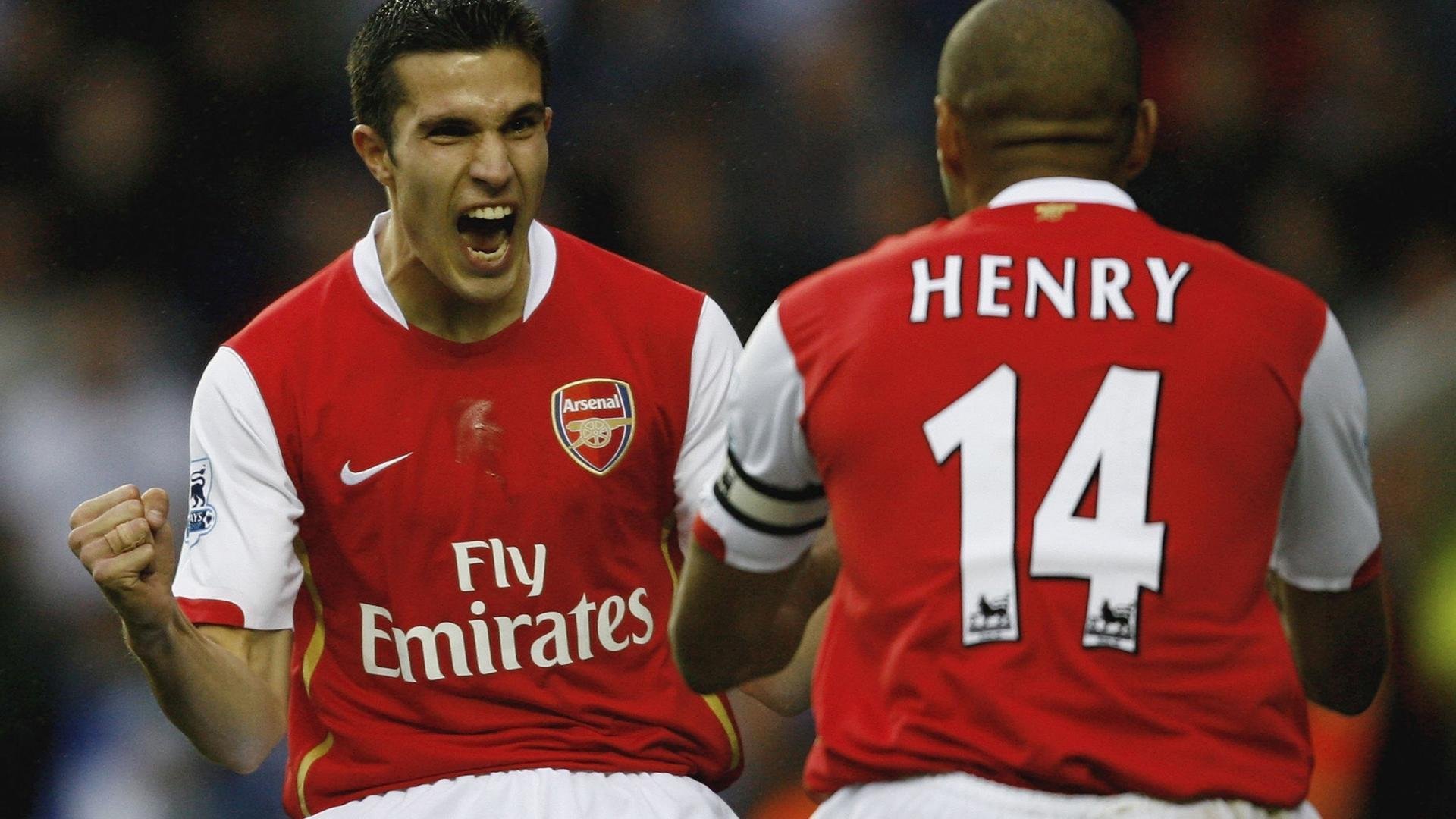 土希百年恩怨战，阿克如何用3分钟逆转历史，每一个关键球都是扎向神话心脏的匕首